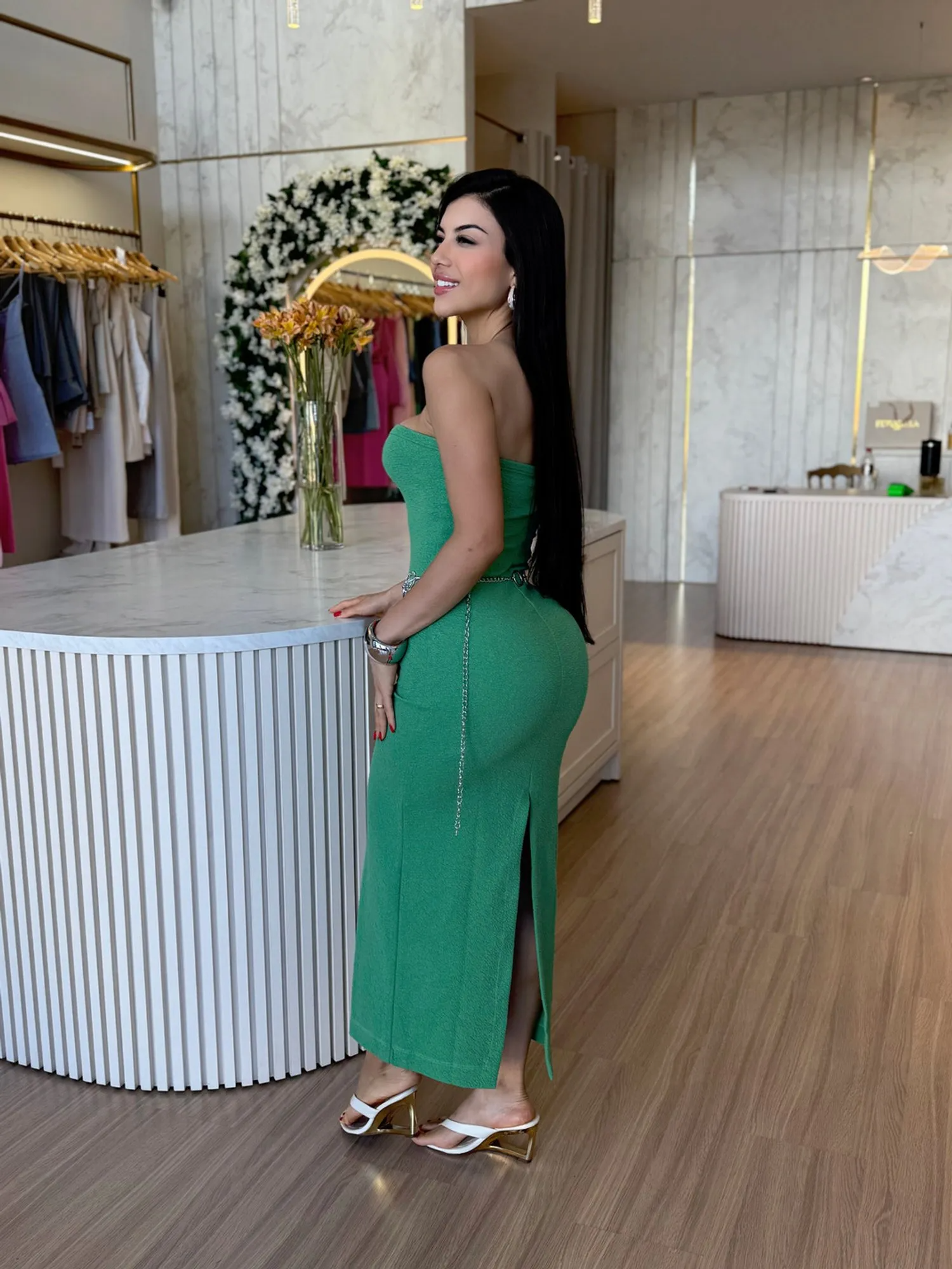 VESTIDO MID MONIQUE VERDE - Image 2